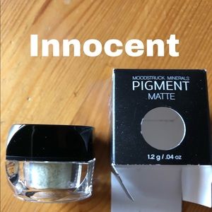 Moodstruck Eye Pigment